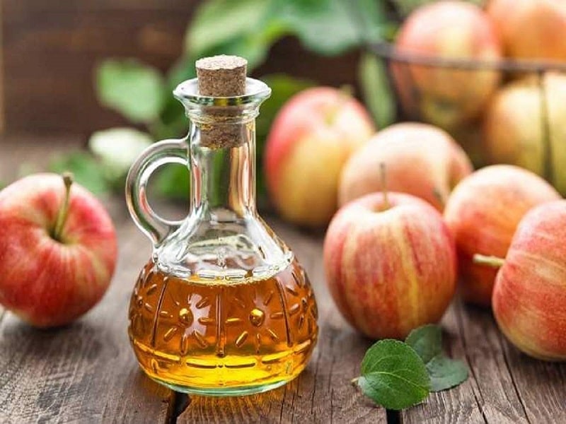 apple cider vinegar for dandruff plate full of delight
