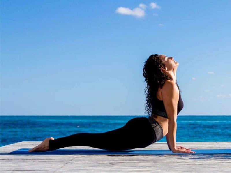 Bhujangasana yoga aasana